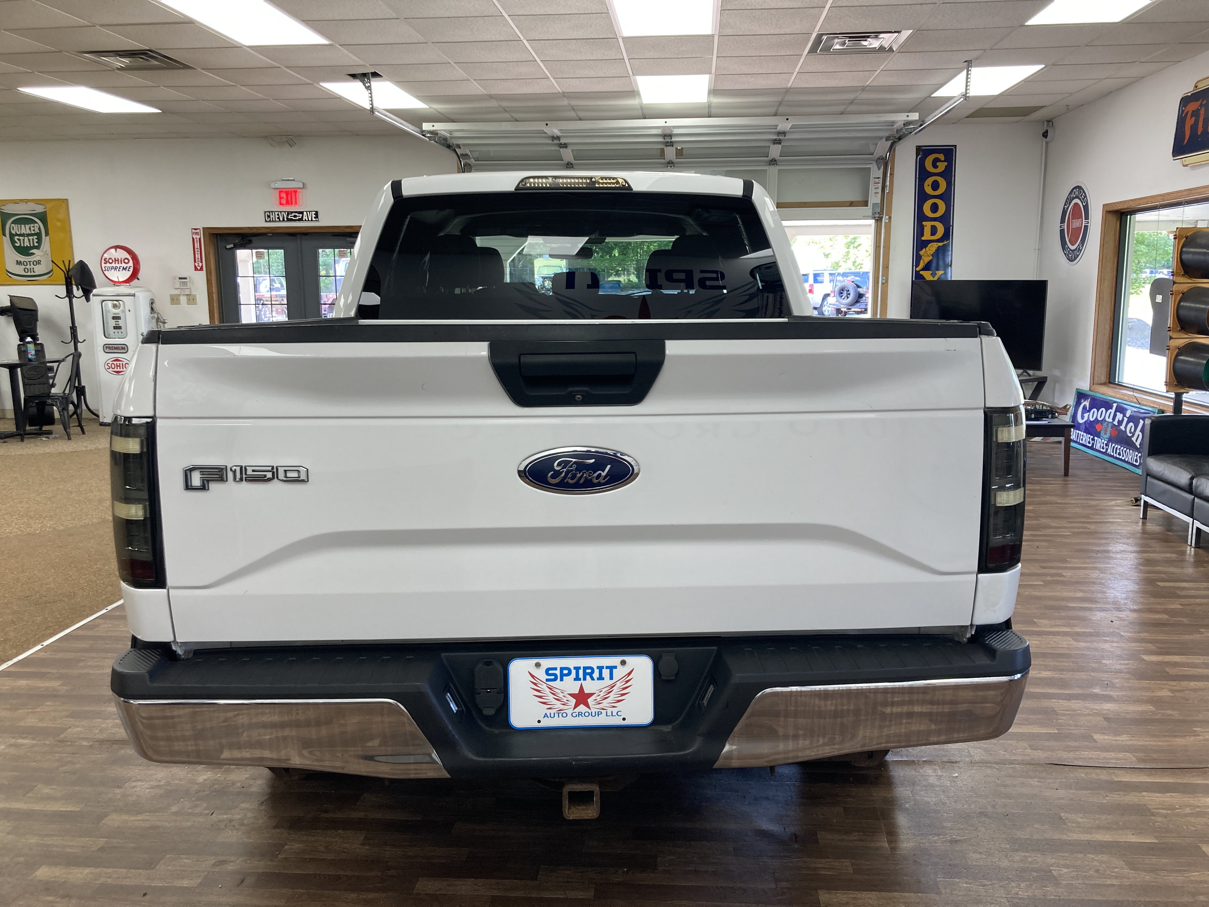 Used 2016 Ford F150 XLT w/ Equipment Group 301A Mid AWD/4WD image 8