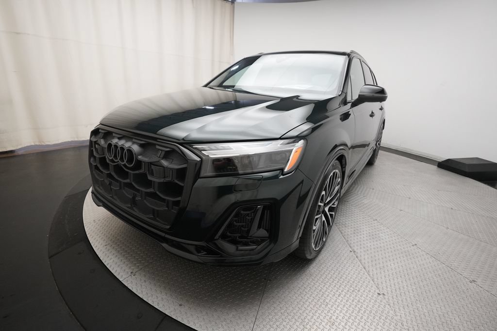 New 2026 Audi SQ7 Prestige AWD/4WD image 12