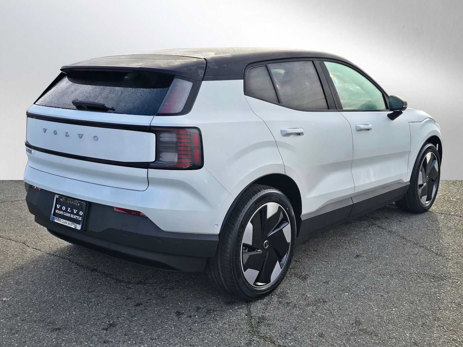 New 2026 Volvo EX30 Ultra w/ Protection Package AWD/4WD image 3