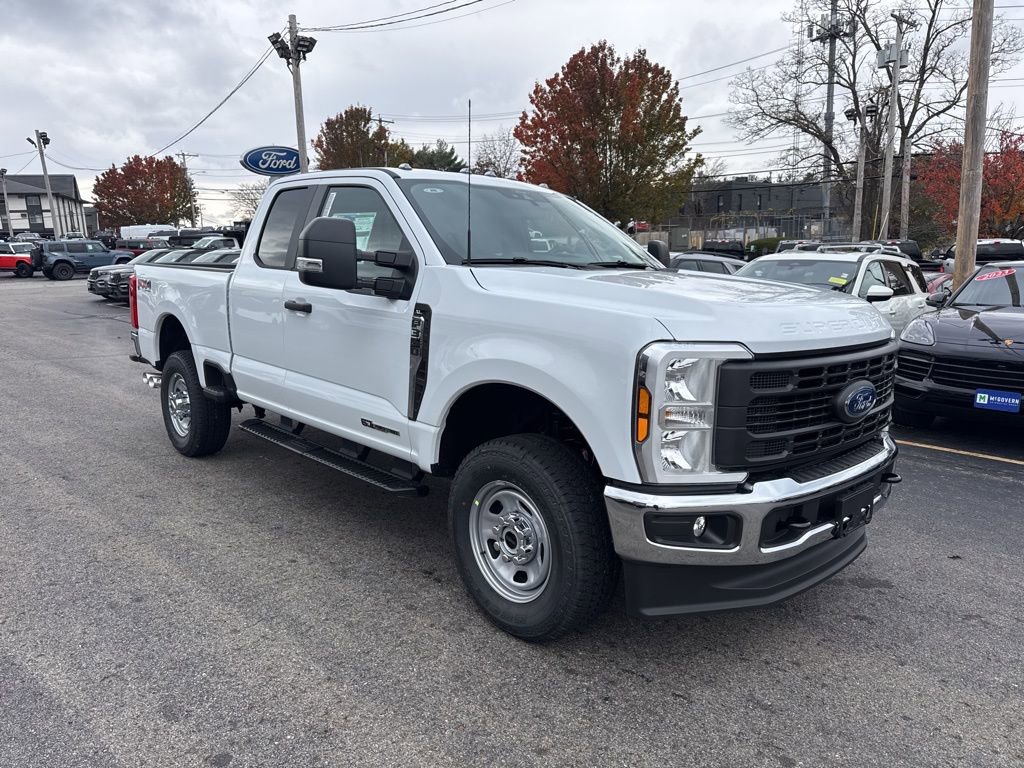New 2026 Ford F350 XL w/ FX4 Off-Road Package image 3