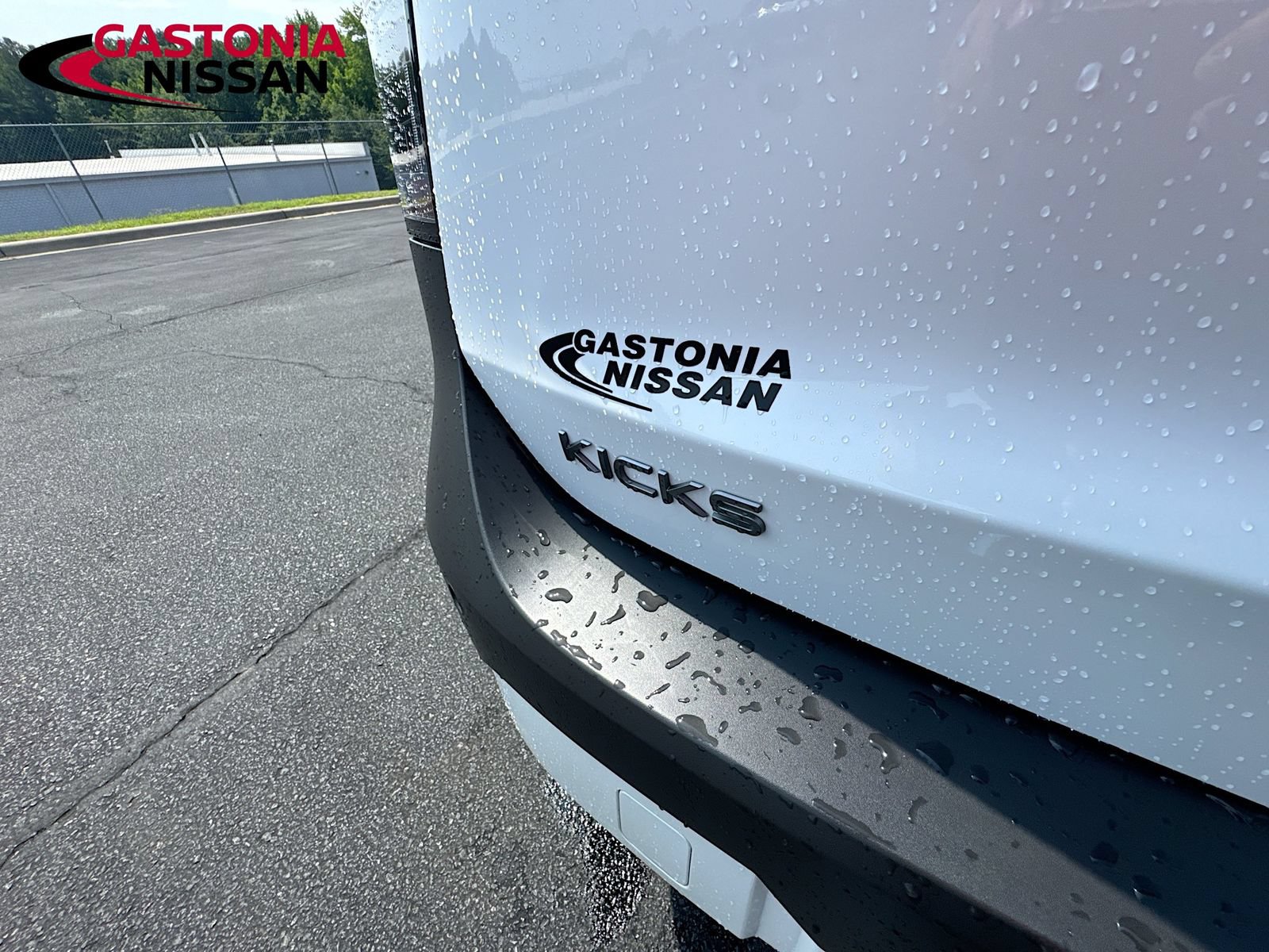 Used 2026 Nissan Kicks SV FWD image 40