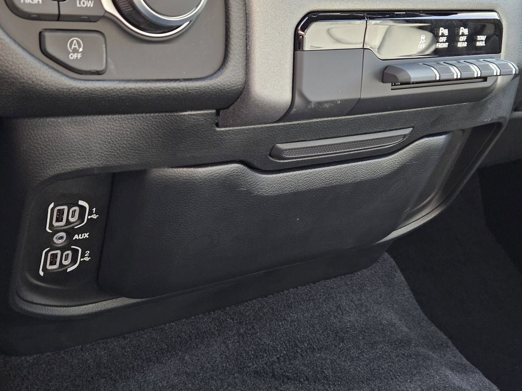 New 2026 RAM 1500 Tradesman AWD/4WD image 20