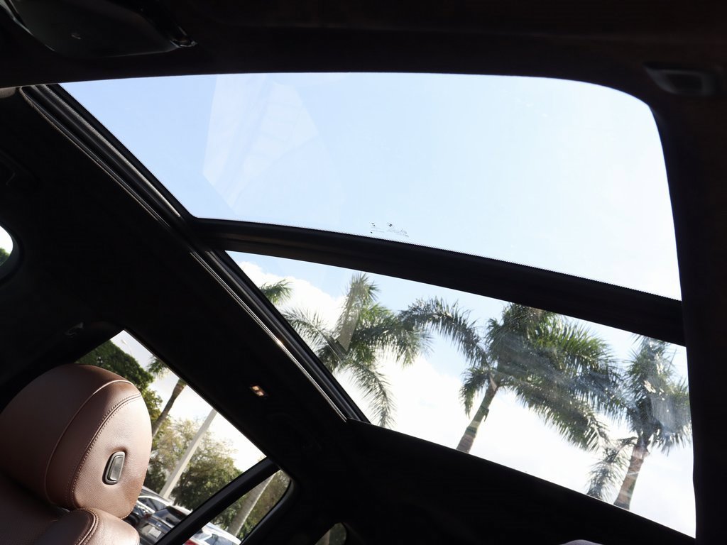 Used 2022 BMW X7 xDrive40i w/ M Sport Package image 22