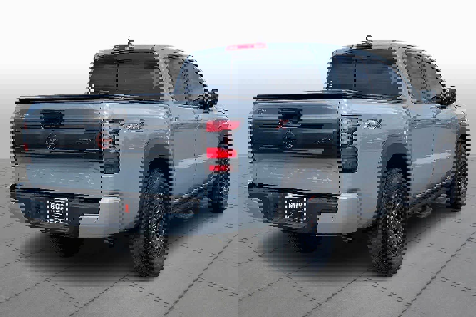 Used 2025 Nissan Frontier Pro-X image 13