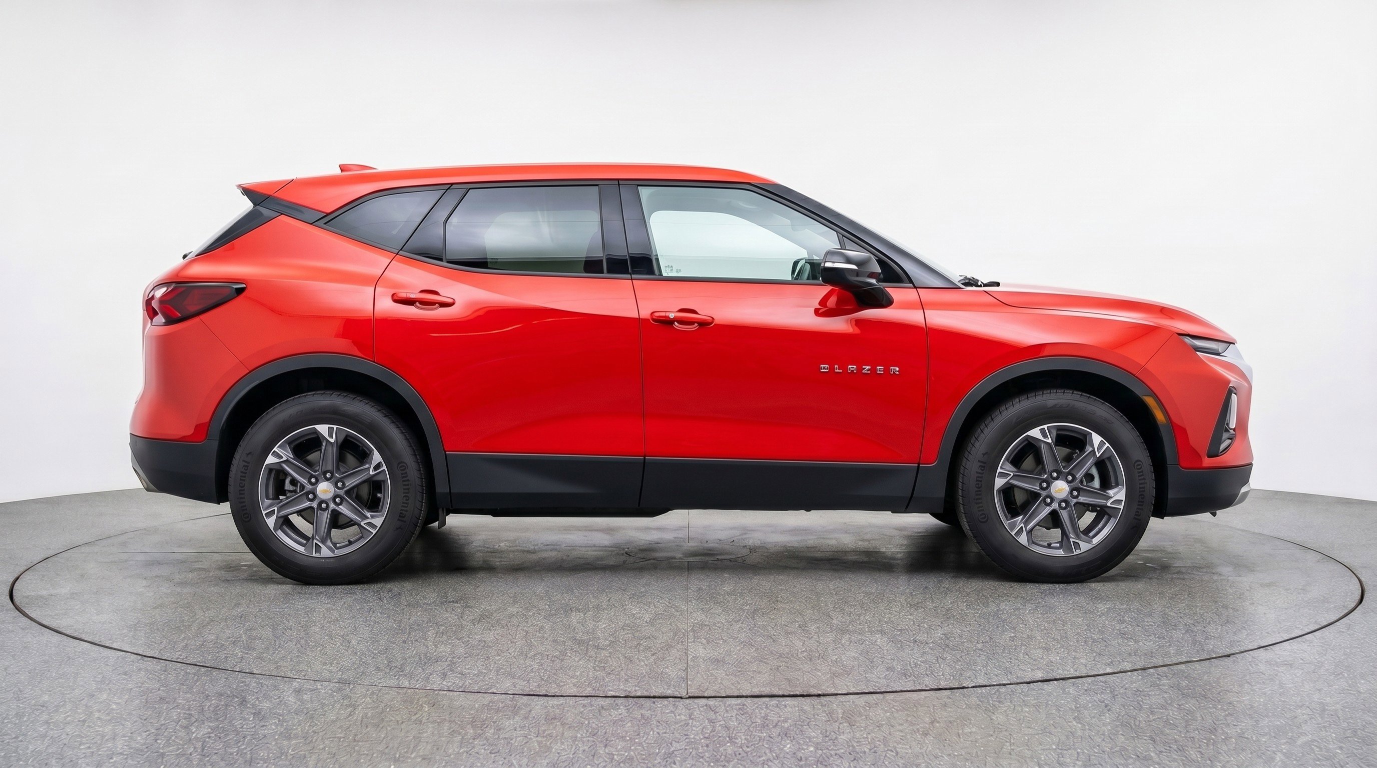 Used 2025 Chevrolet Blazer LT FWD image 11