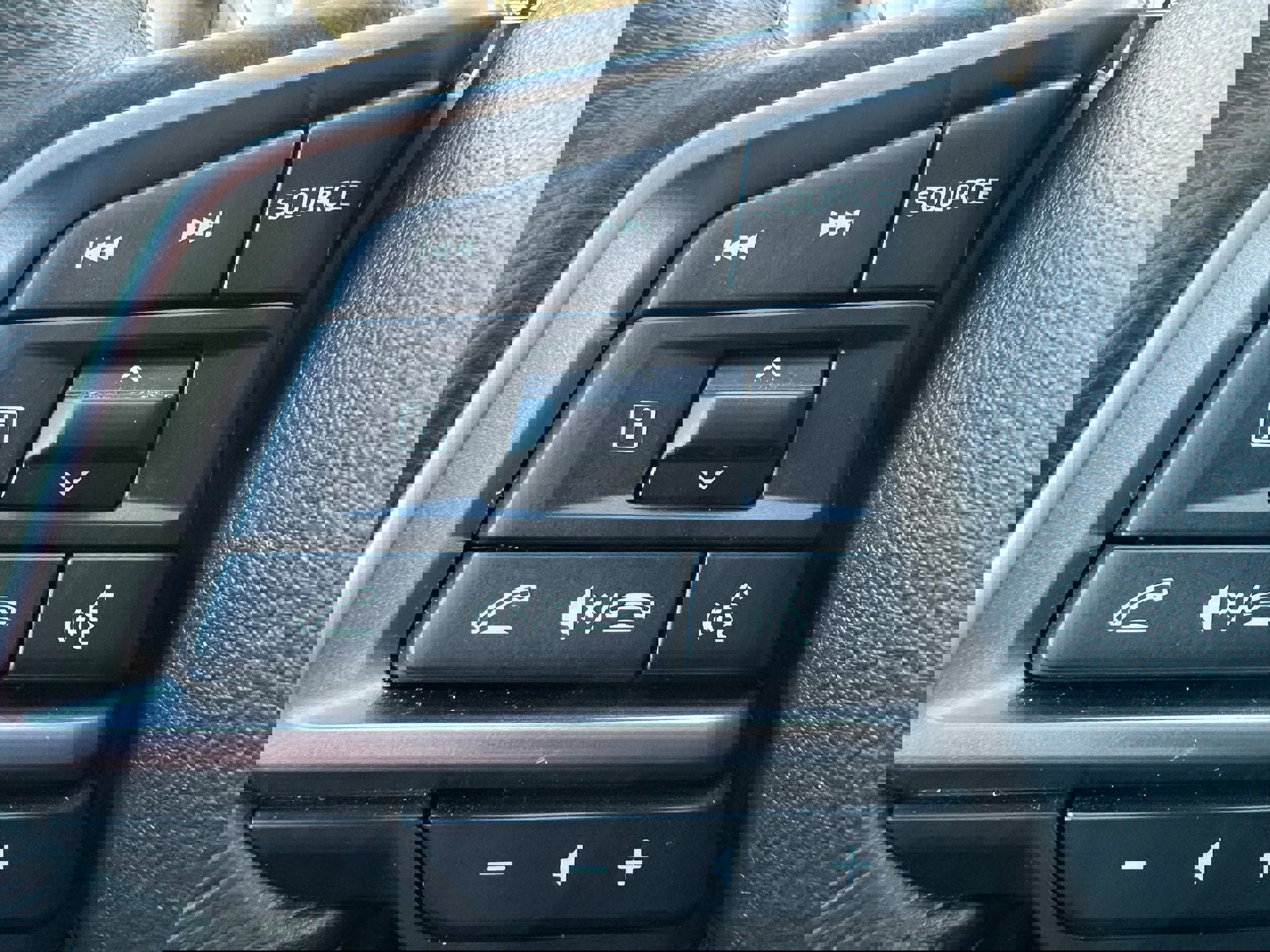 Certified 2025 Subaru Ascent Premium image 21