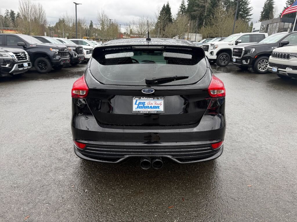 Used 2018 Ford Focus ST image 6