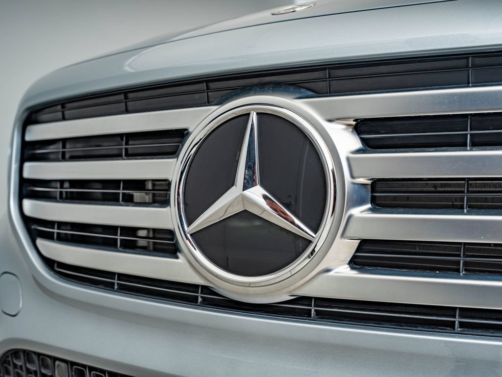 Certified 2026 Mercedes-Benz GLB 250 4MATIC image 12