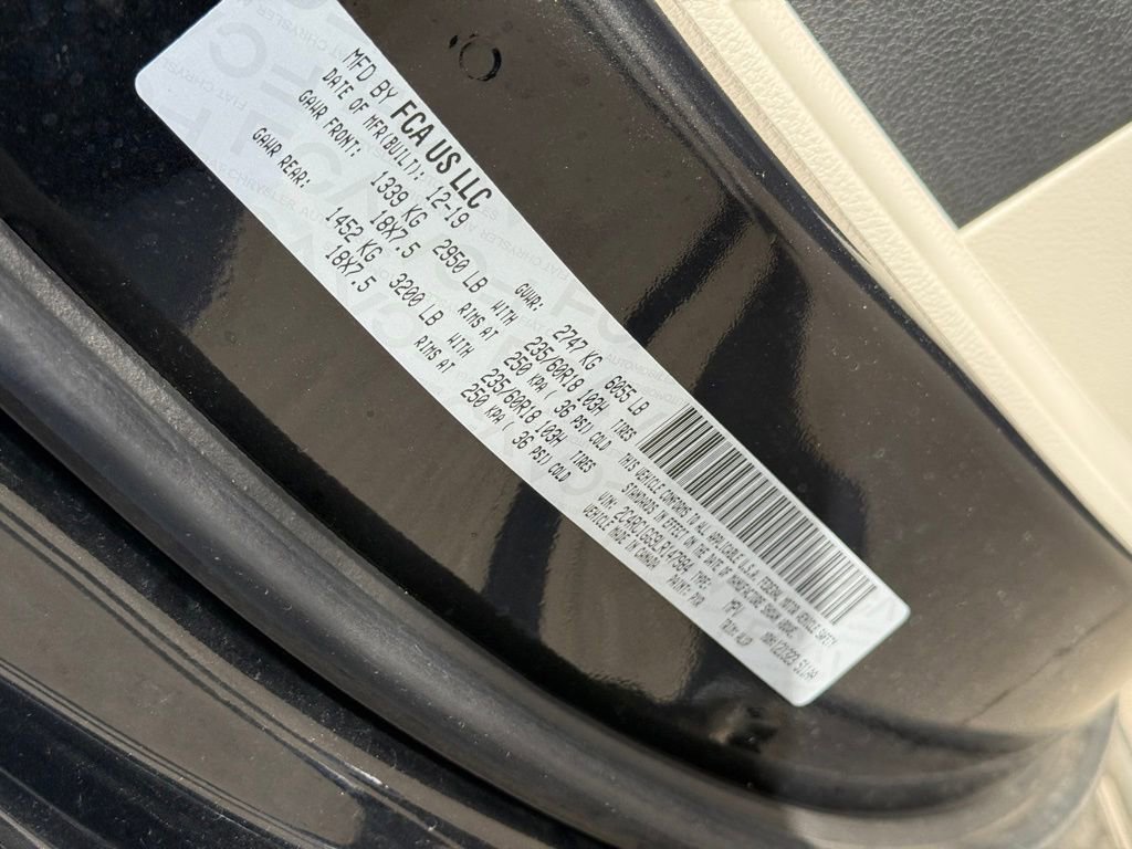 Used 2020 Chrysler Pacifica Limited image 10