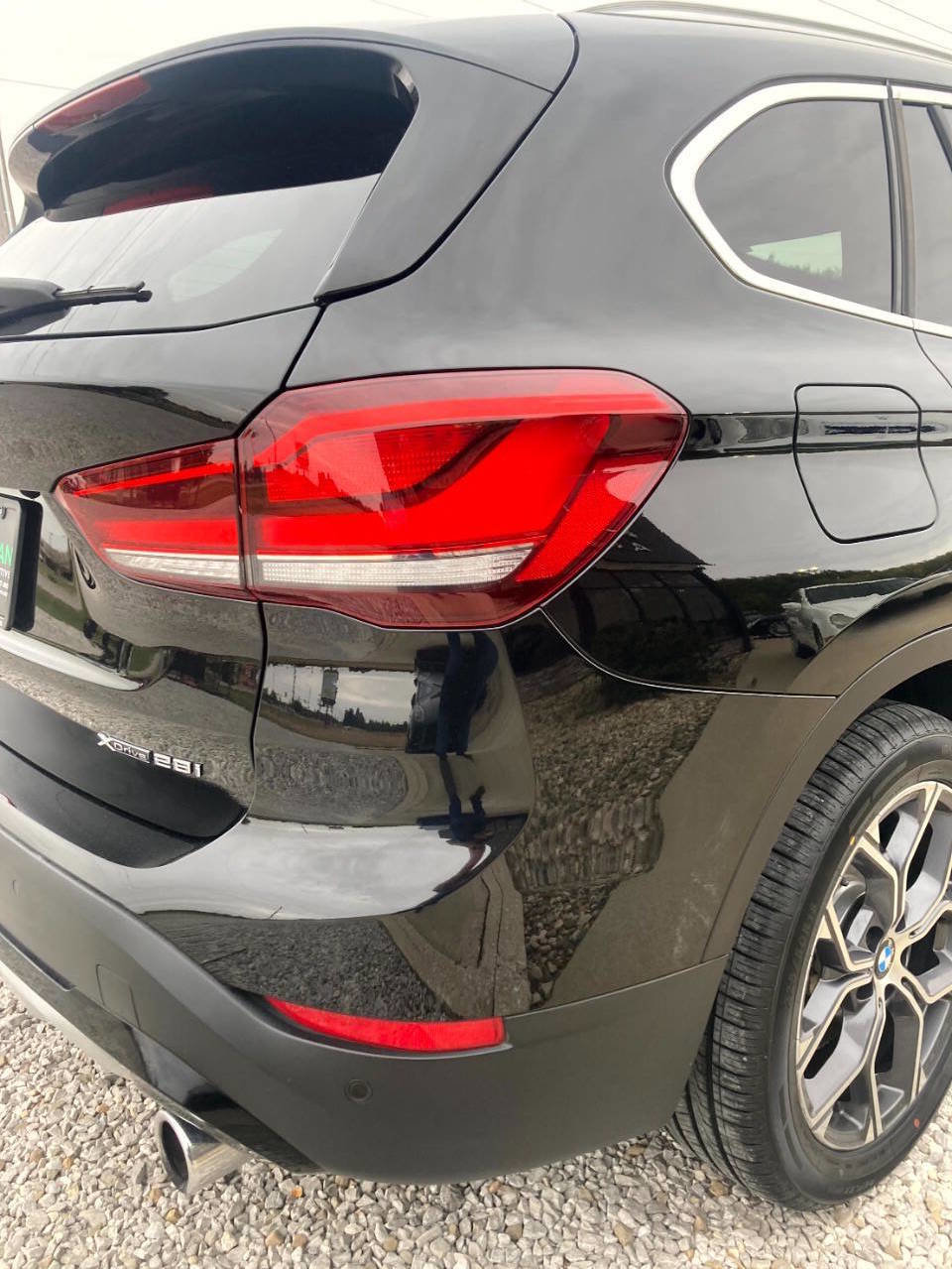 Used 2021 BMW X1 xDrive28i w/ Premium Package image 11