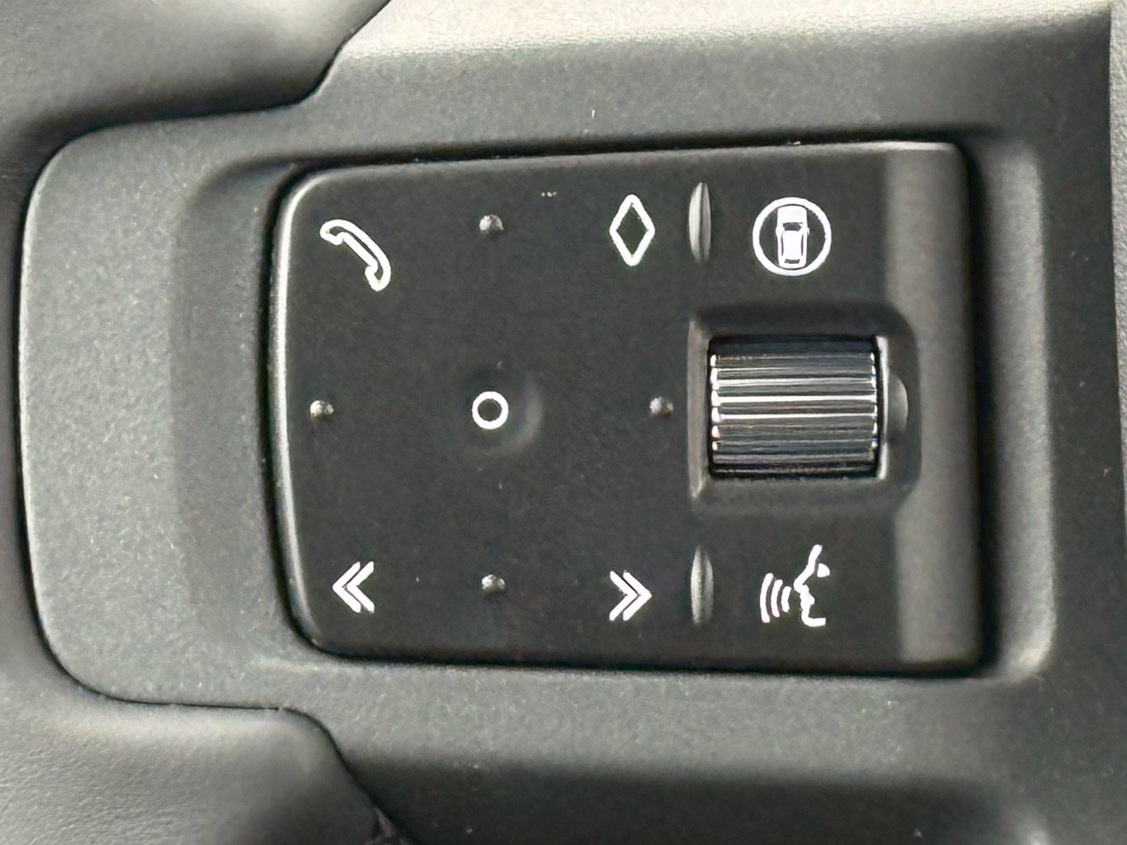 New 2026 Land Rover Defender 110 S AWD/4WD image 28