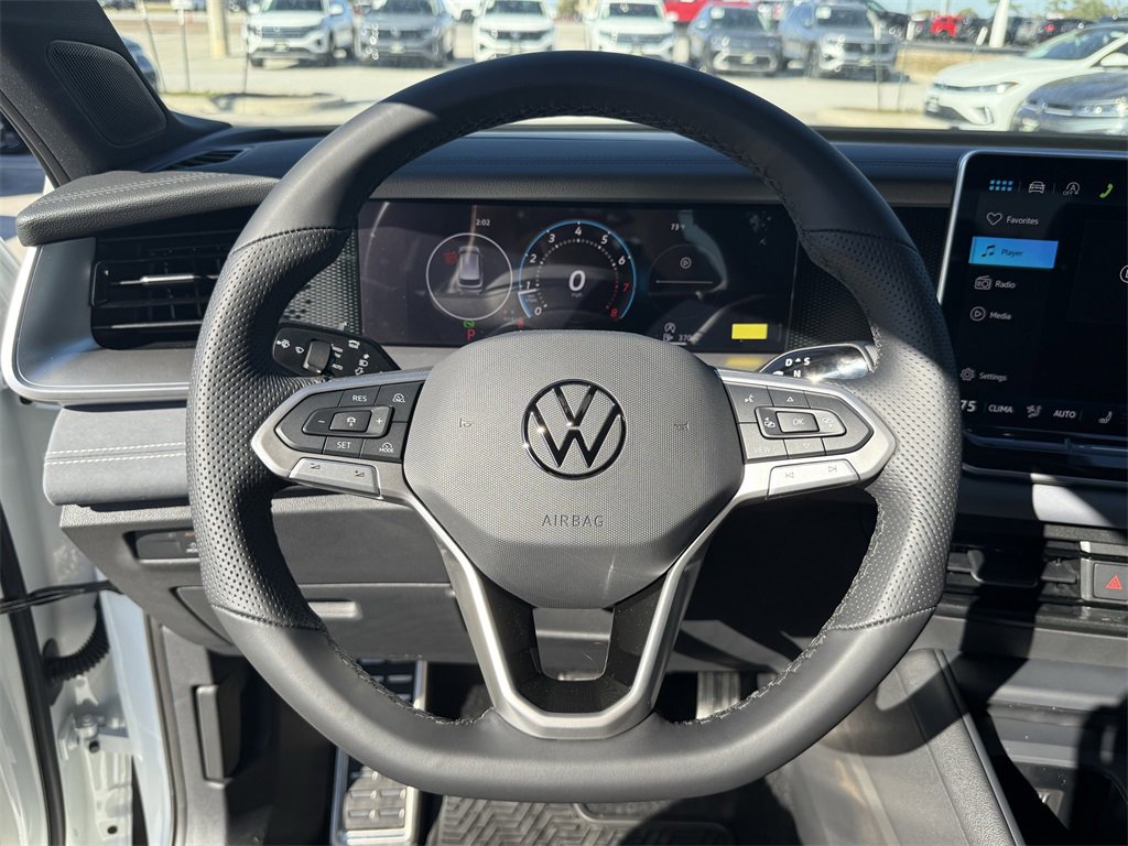 New 2026 Volkswagen Tiguan SE R-Line image 14