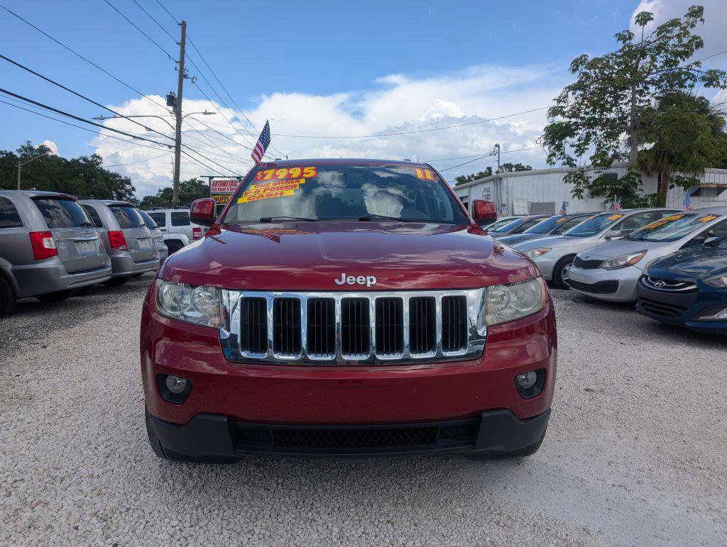 Used 2011 Jeep Grand Cherokee Laredo image 2