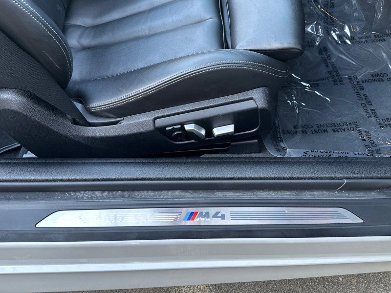 Used 2018 BMW M4 Convertible w/ Competition Package image 39
