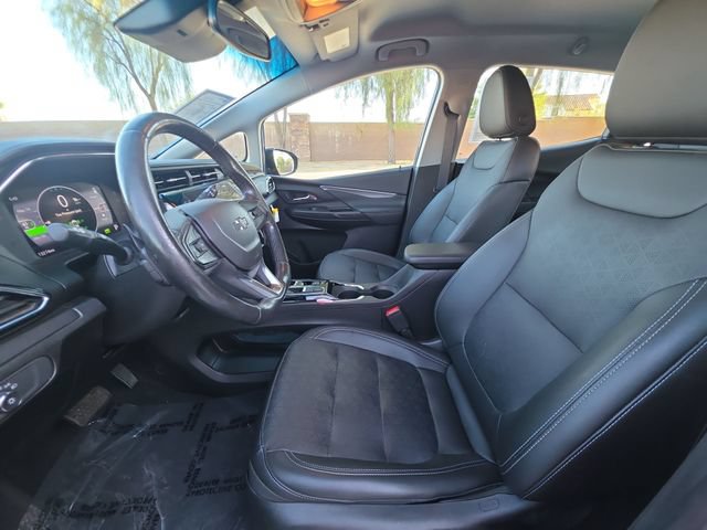 Used 2023 Chevrolet Bolt LT w/ Infotainment Package FWD image 18