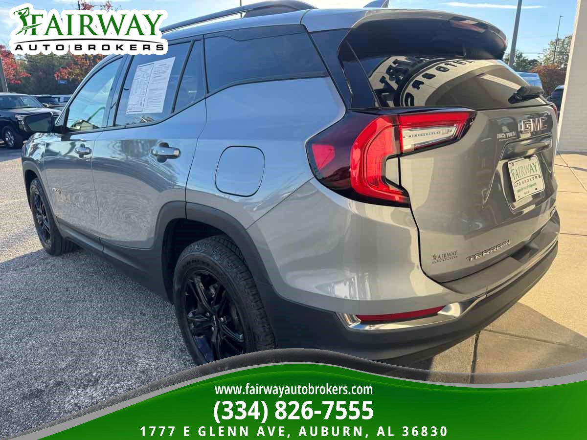 Used 2023 GMC Terrain AT4 AWD/4WD image 8
