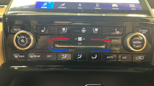 Used 2021 Jeep Grand Cherokee L Summit AWD/4WD image 18