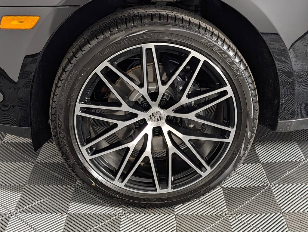 New 2026 Porsche Macan image 11