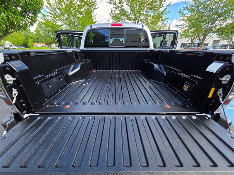 Used 2011 Toyota Tacoma 4x4 Double Cab w/ TRD Off-Road Pkg w/JBL Audio image 42