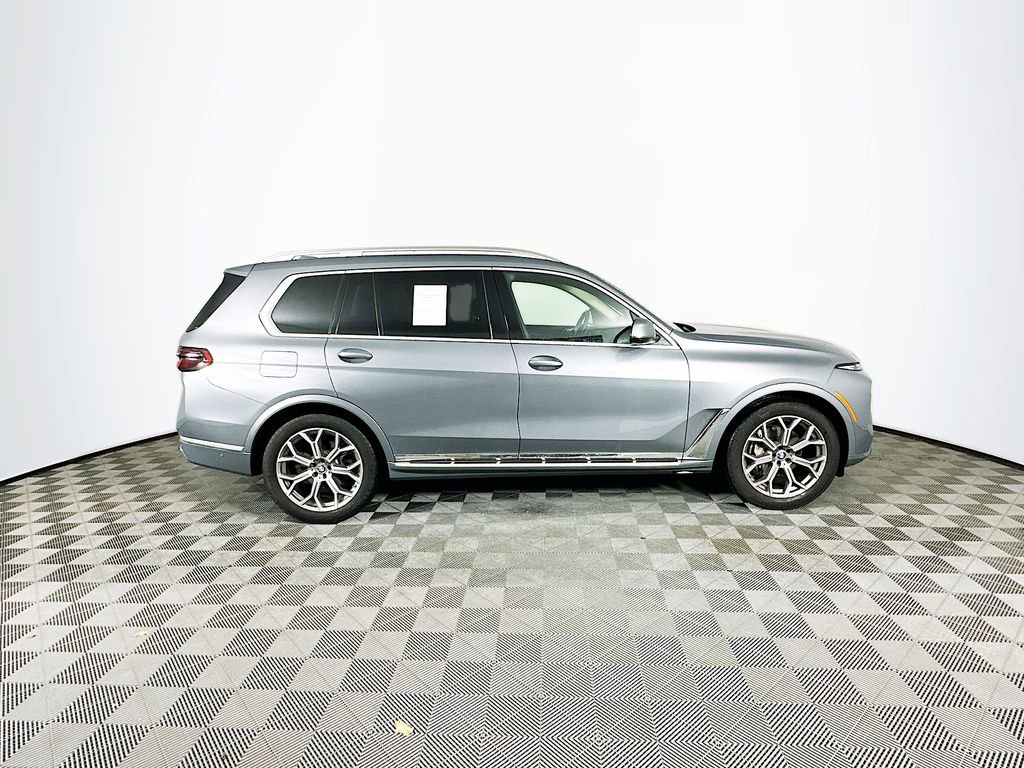 Used 2023 BMW X7 xDrive40i w/ Executive Package image 10