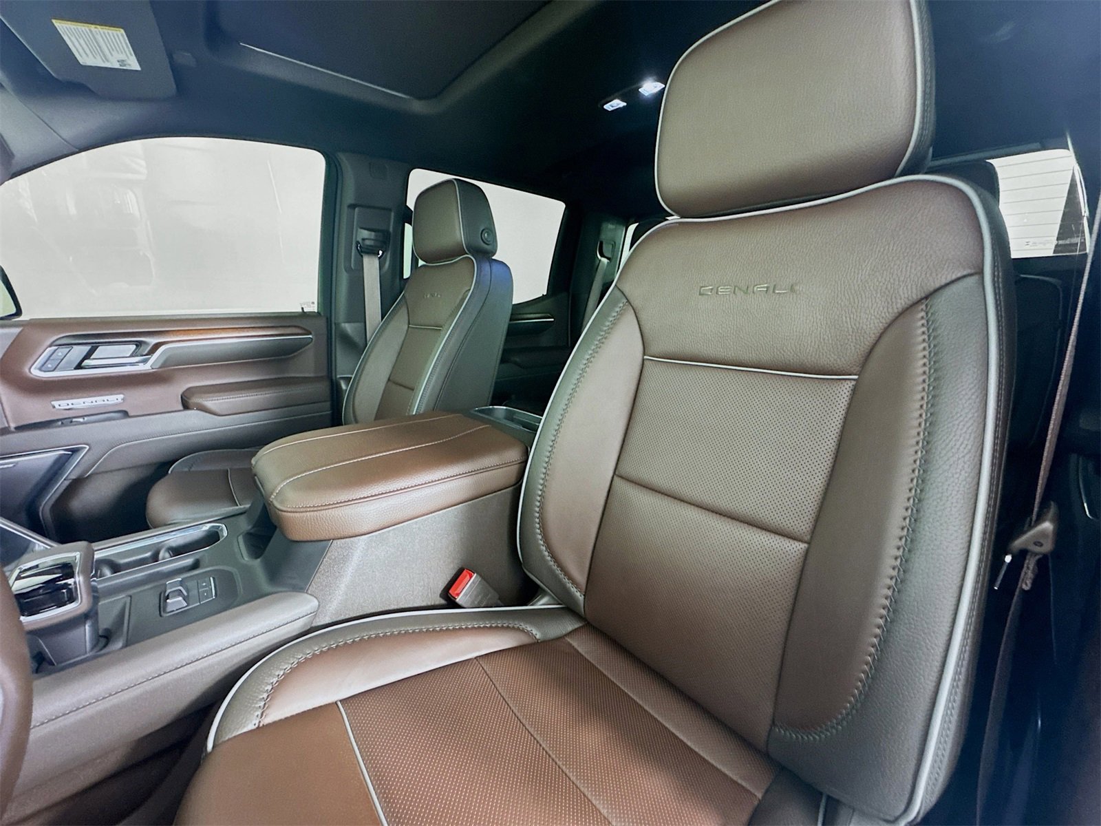 Used 2026 GMC Sierra 1500 Denali w/ Denali Reserve Package image 20