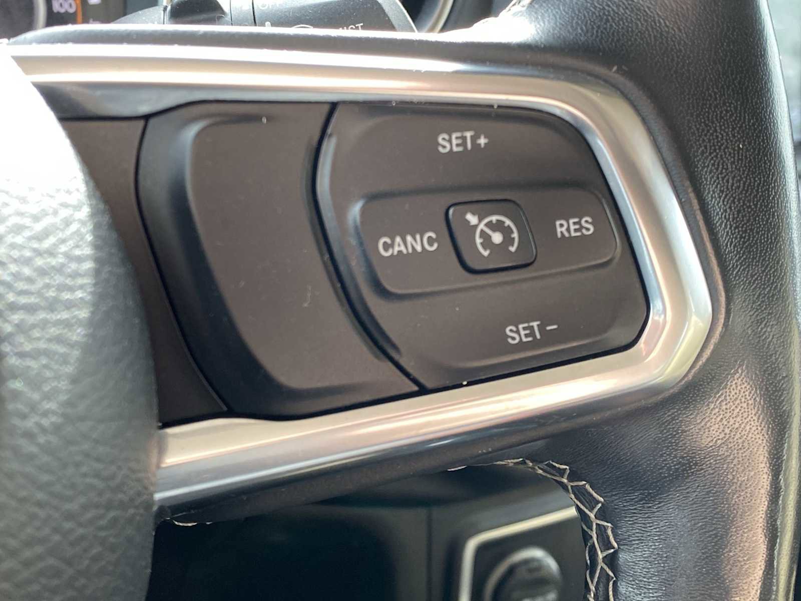 Certified 2019 Jeep Wrangler Unlimited Sahara image 31