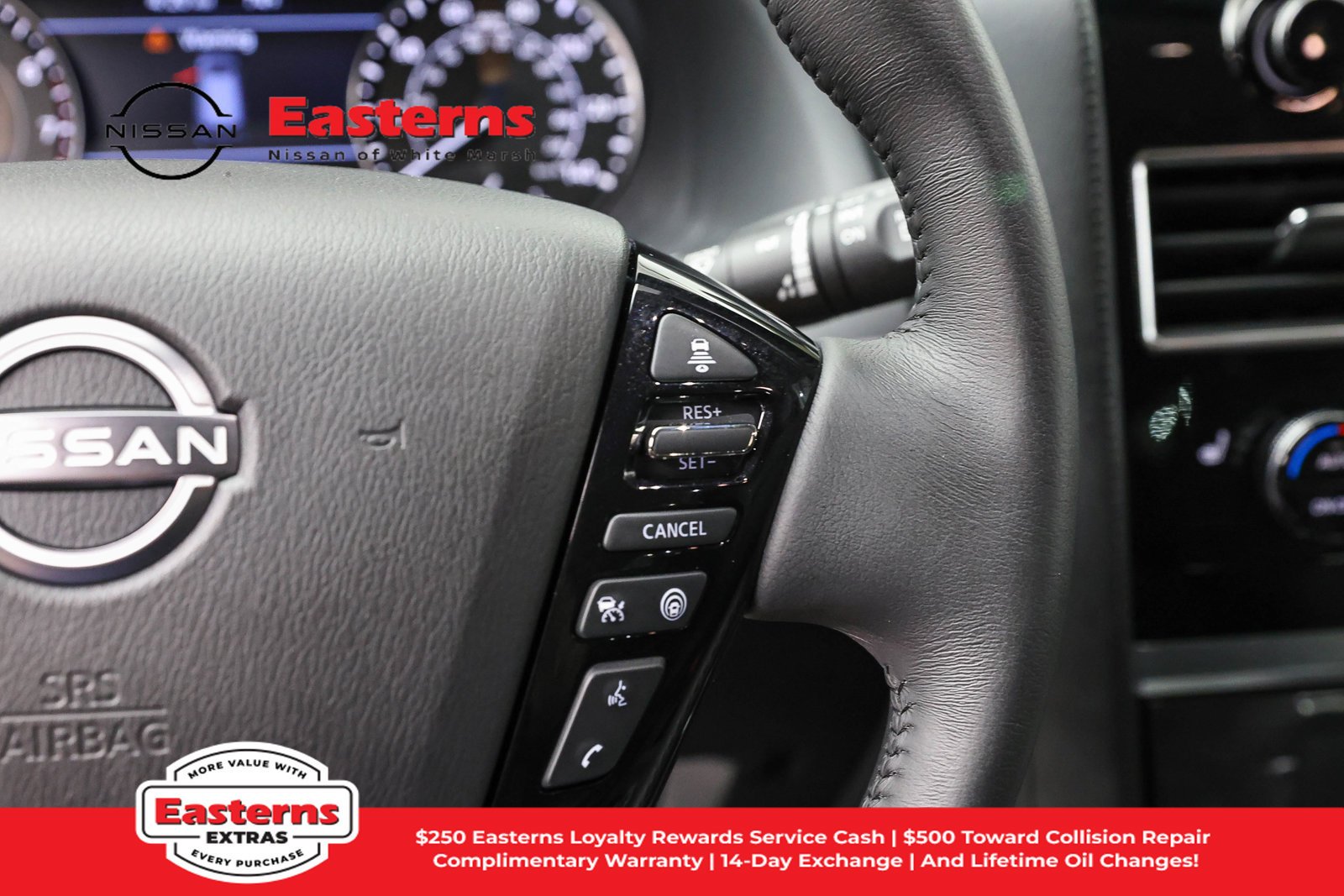 Used 2023 Nissan Armada SV AWD/4WD image 16