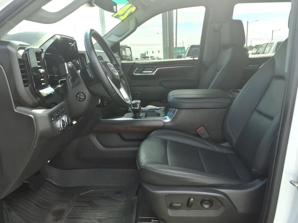 Used 2024 GMC Sierra 1500 SLT w/ SLT Premium Plus Package AWD/4WD image 20