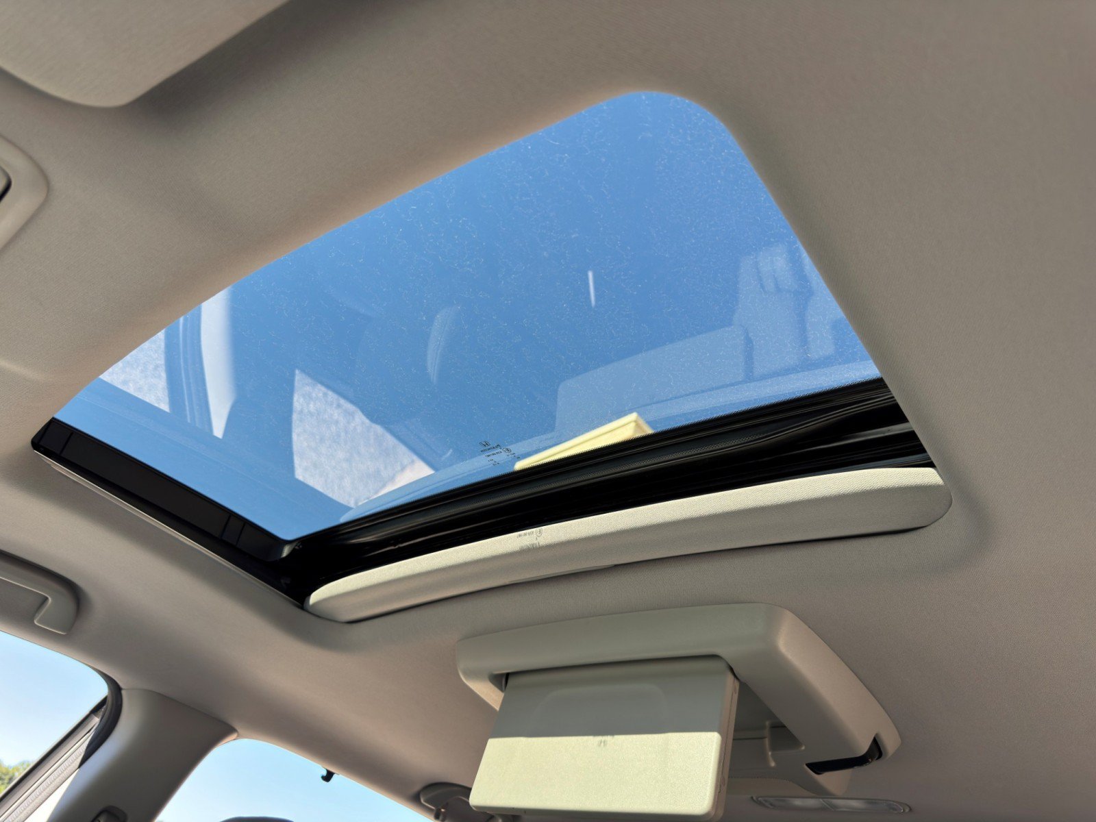 Used 2020 Honda Pilot Touring image 11