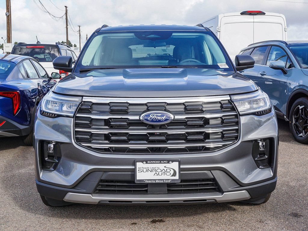 New 2026 Ford Explorer Active w/ Active Comfort Package RWD image 2