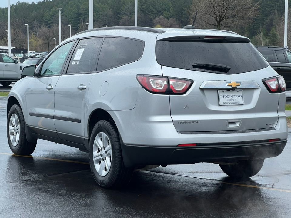 Used 2017 Chevrolet Traverse LS FWD image 34