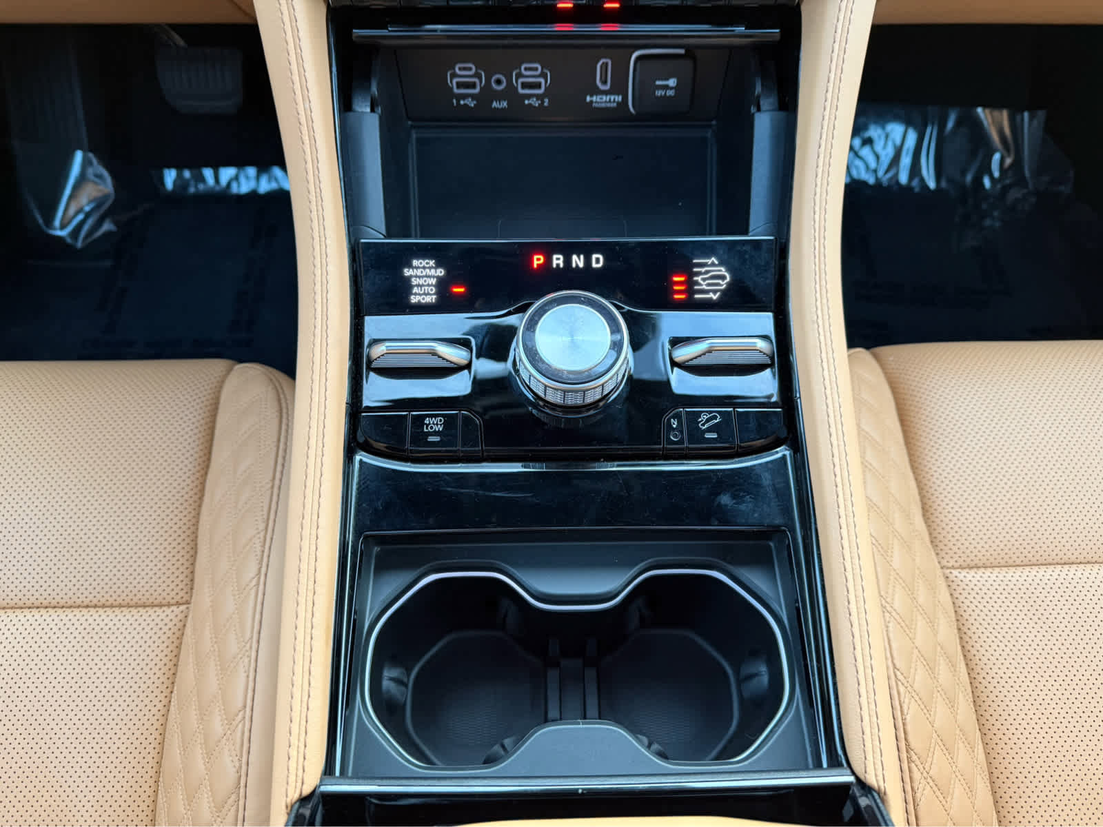 Used 2023 Jeep Grand Cherokee Summit image 27