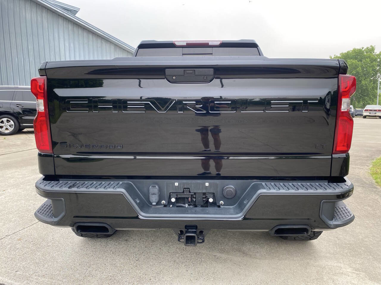 Used 2020 Chevrolet Silverado 1500 LT Trail Boss w/ Midnight Edition image 5