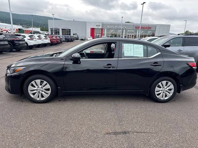 Certified 2025 Nissan Sentra S FWD image 8