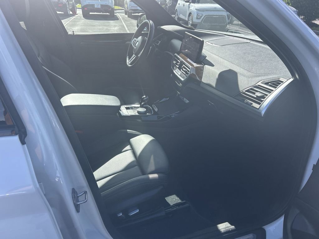 Used 2023 BMW X3 M40i w/ Parking Assistance Package image 16