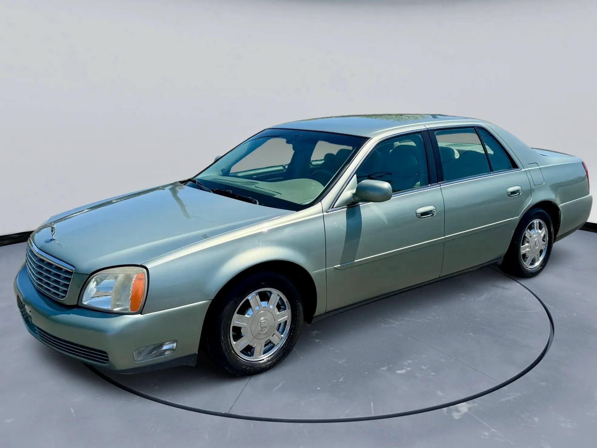 Used 2005 Cadillac De Ville FWD image 3