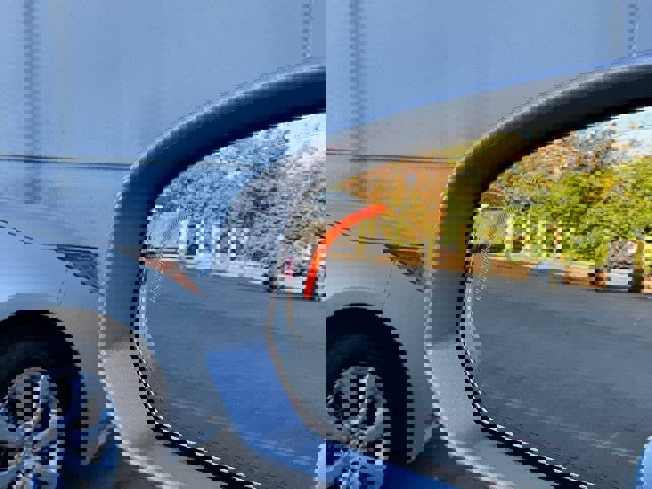 Used 2025 Volvo V60 B5 Cross Country Plus image 20