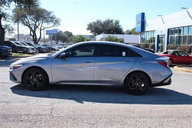 Certified 2026 Hyundai Elantra Sport image 7