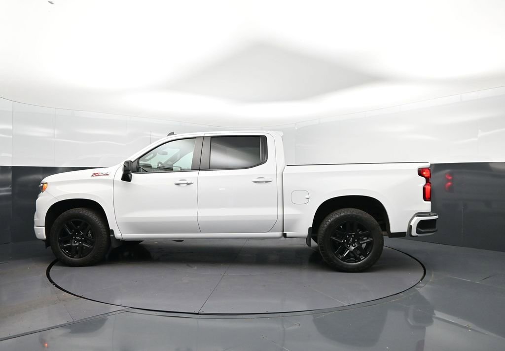 Used 2023 Chevrolet Silverado 1500 RST AWD/4WD image 4
