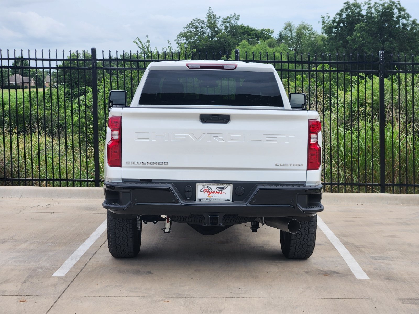New 2026 Chevrolet Silverado 2500 Custom w/ Custom Value Package AWD/4WD image 8