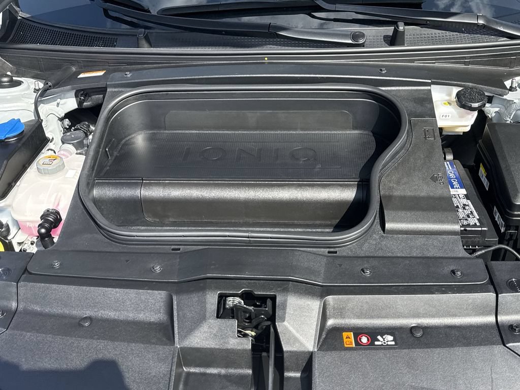 Used 2023 Hyundai Ioniq 6 SEL w/ Cargo Package AWD/4WD image 17