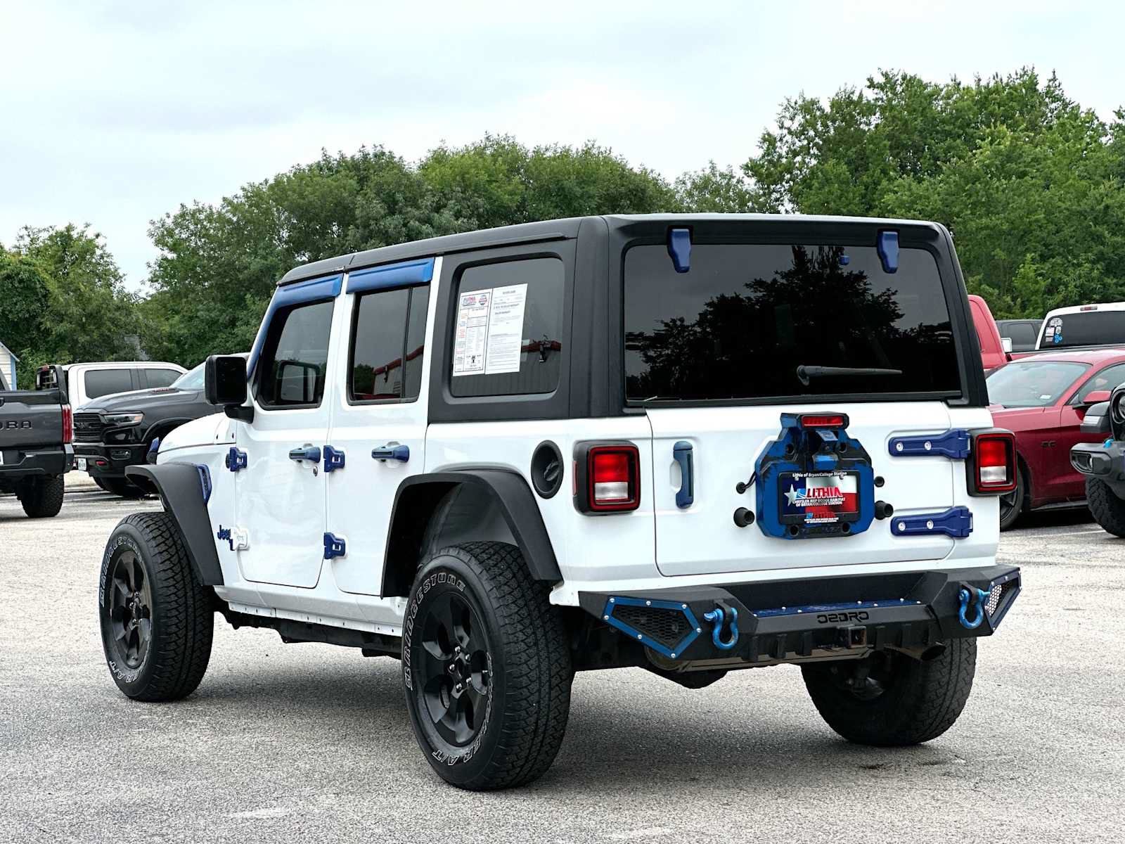 Used 2023 Jeep Wrangler Unlimited Sport AWD/4WD image 13