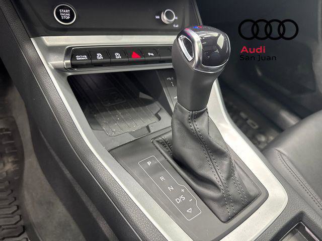 Certified 2025 Audi Q3 2.0T Premium w/ Convenience Package AWD/4WD image 35