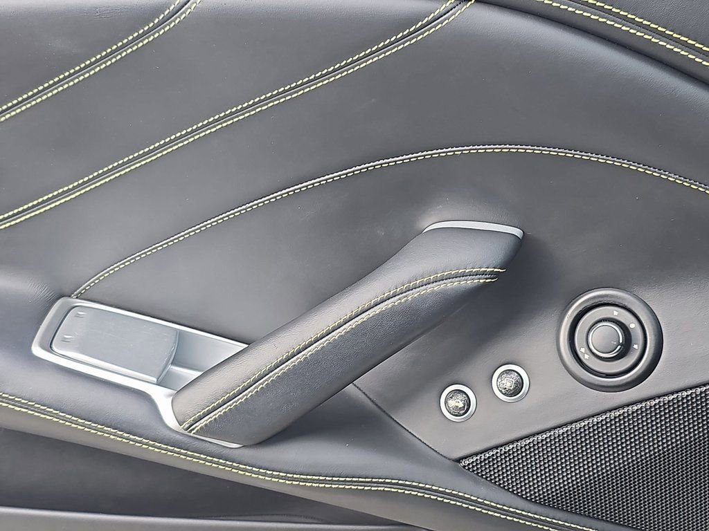 Used 2016 Ferrari California T image 25