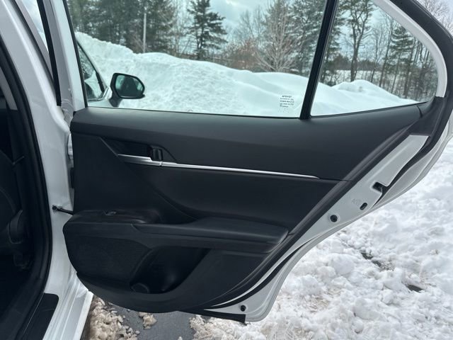 Used 2024 Toyota Camry LE FWD image 13