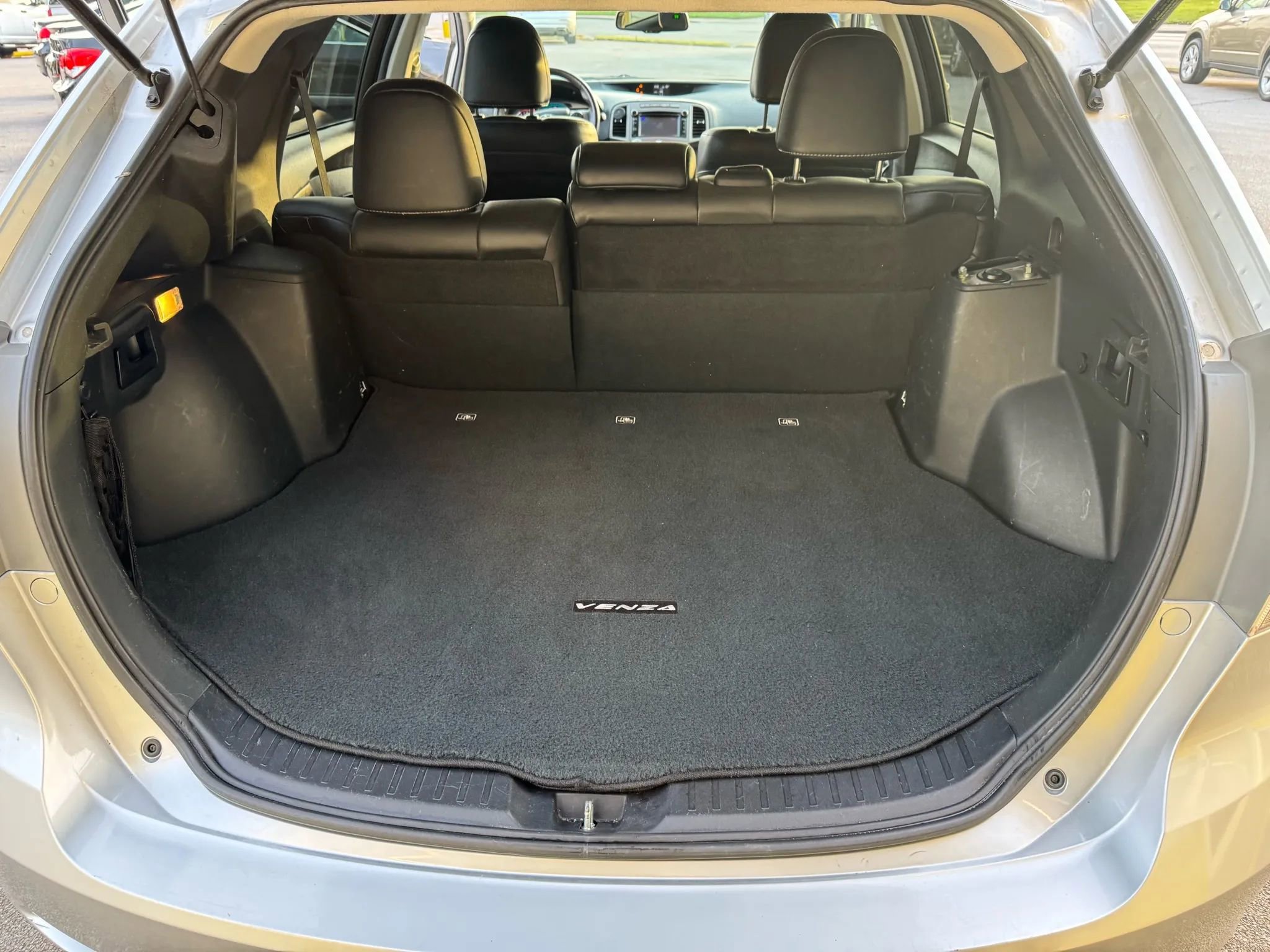 Used 2013 Toyota Venza XLE image 20