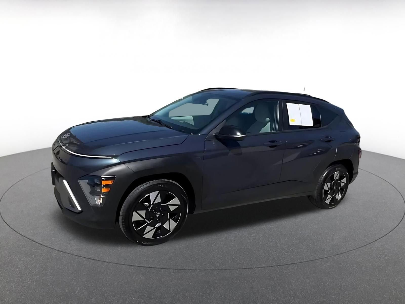 Used 2025 Hyundai Kona SEL image 7