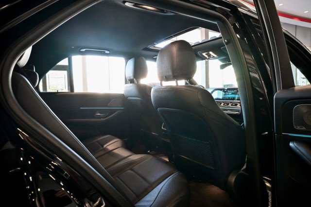 Used 2022 Mercedes-Benz GLE 350 4MATIC w/ Premium Package image 21