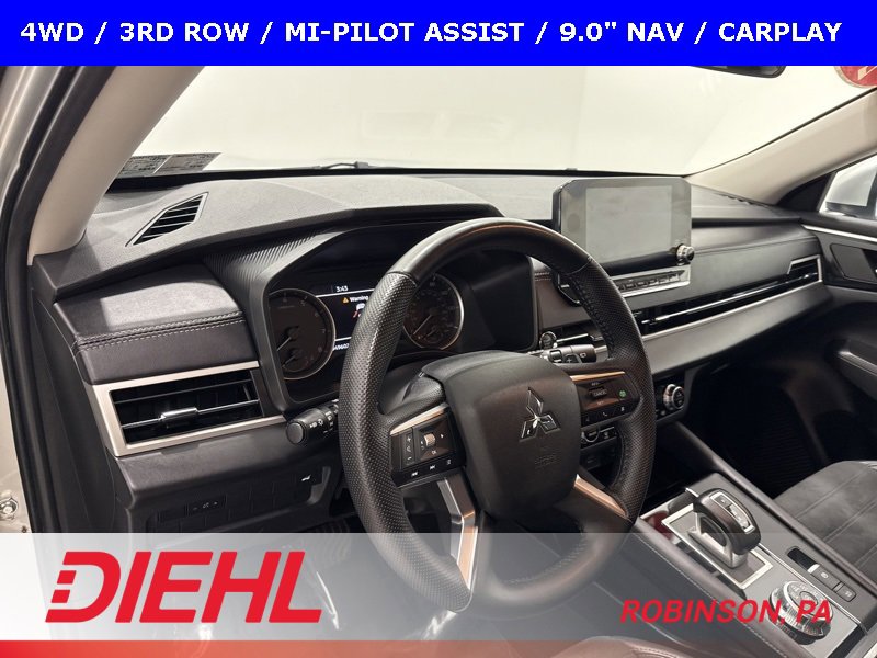 Used 2024 Mitsubishi Outlander SE image 23