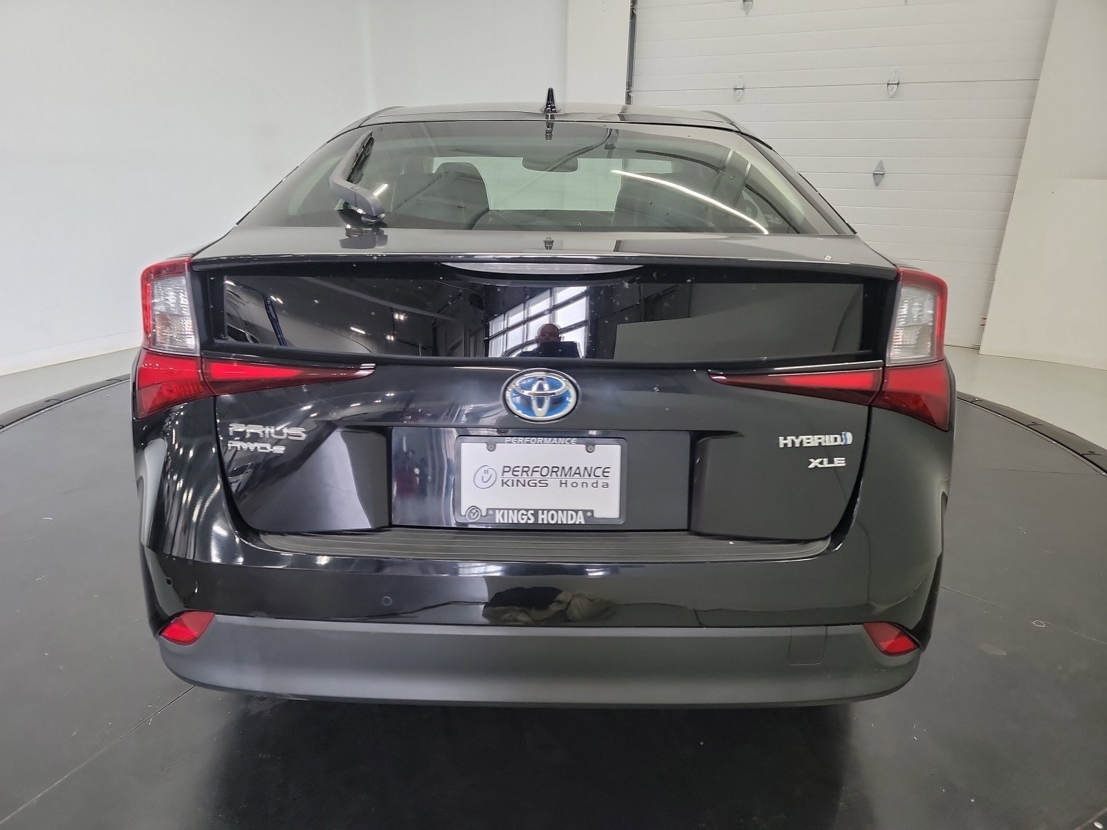 Used 2019 Toyota Prius XLE AWD/4WD image 8